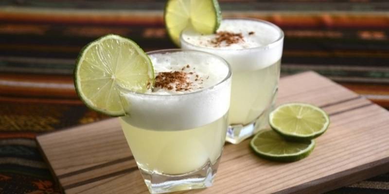 pisco sour tradicional peruano