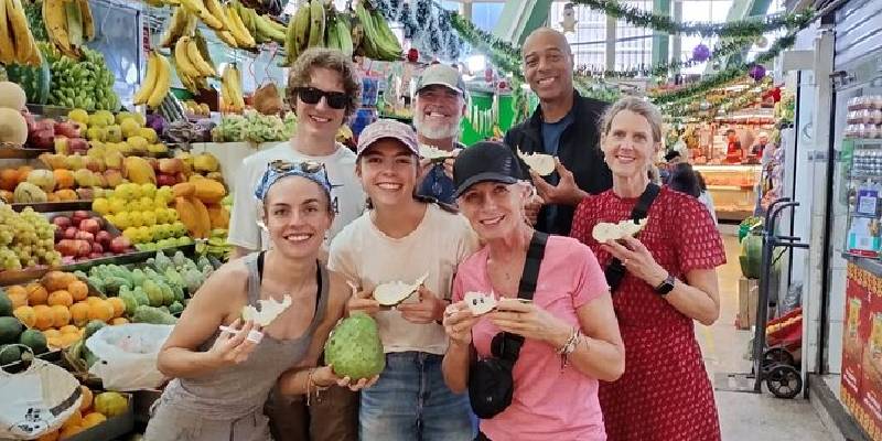 Mercados gastronómicos de Lima para hacer un food tour
